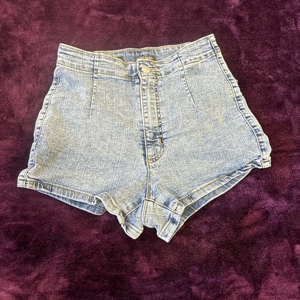 Stretchy High Rise Shorts